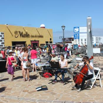 Playa Blanca Market