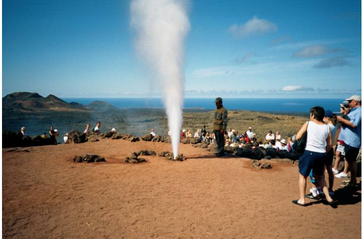 Tour to Timanfaya, Jameos del Agua, Cueva de los Verdes